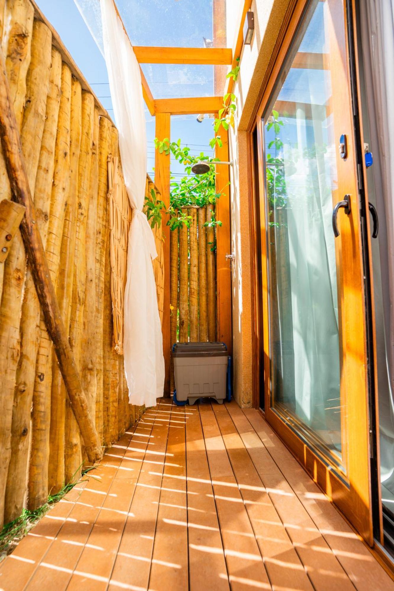 CASA d'AROEIRA JUQUEHY CONDOMÍNIO DE FLATS LUXO - A 2 QUADRAS DO MAR - TUDO NOVO - SERVIÇO DE PRAIA Juqueí Exterior foto